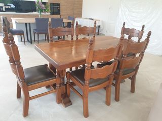 Masa cu 6 scaune,lemn masiv. foto 1