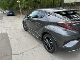 Toyota C-HR foto 8