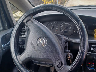 Opel Zafira foto 4