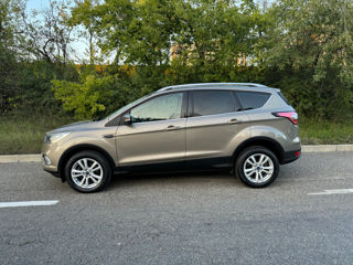 Ford Kuga foto 4