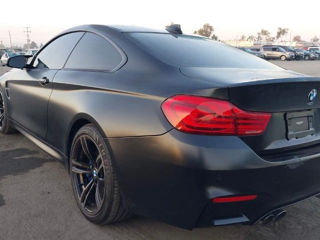 BMW M4 foto 3