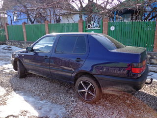 Volkswagen Vento foto 7