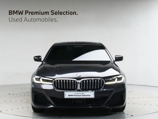 BMW 5 Series foto 3