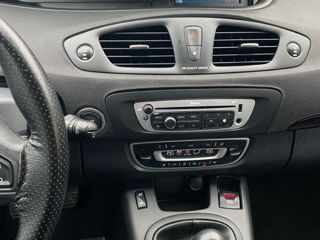 Renault Grand Scenic foto 7