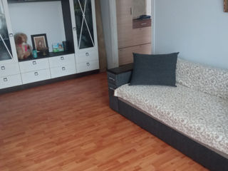 Apartament cu 3 camere, 62 m², Tineret, Ungheni