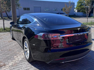 Tesla Model S foto 3