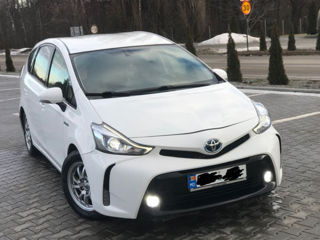 Toyota Prius + foto 8