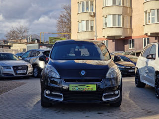 Renault Grand Scenic foto 2