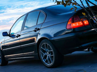 BMW 3 Series foto 4