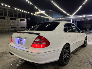 Mercedes E-Class foto 7