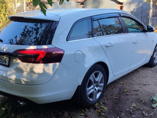 Opel Insignia foto 4