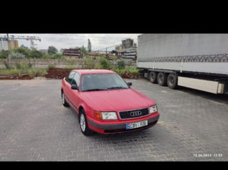 Audi 100 foto 8