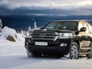 Toyota Land Cruiser foto 1