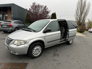 Chrysler Voyager foto 10