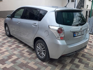 Toyota Verso foto 5