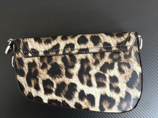 Geanta Guess leopard print foto 4