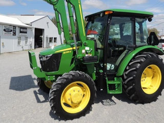 Vand tractor John Deere 5055E foto 3