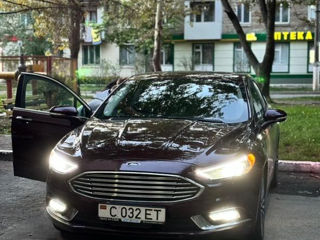 Ford Fusion foto 3