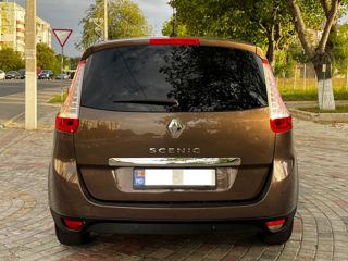 Renault Grand Scenic foto 4