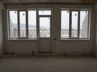 Apartament în zona de parc. parcul Rîșcani.dat în exploatare!!!Vedere panoramica ,Terasa foto 3