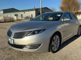 Lincoln MKZ foto 2