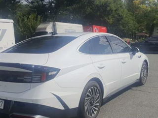 Hyundai Sonata foto 4