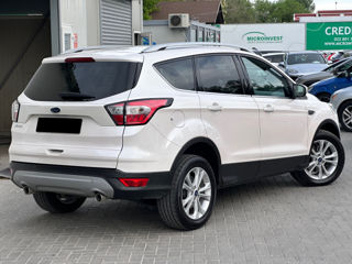 Ford Kuga foto 4