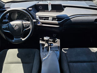 Lexus UX foto 6
