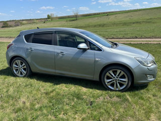 Opel Astra фото 4