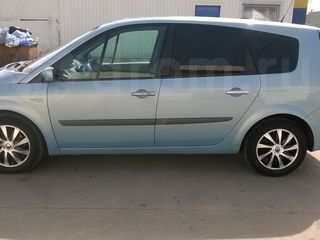 Renault Grand Scenic foto 6