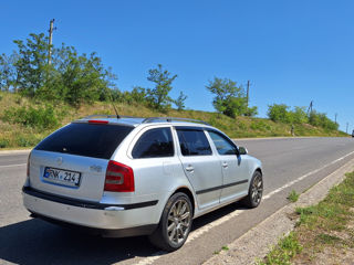 Skoda Octavia foto 2