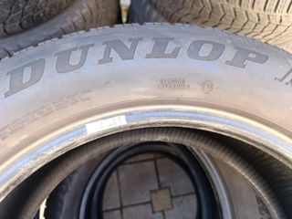 235 60 18 Dunlop iarnă foto 3