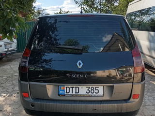 Renault Scenic foto 2