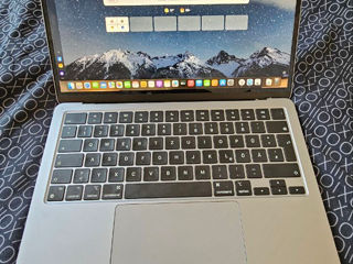 MacBook Air M2 foto 2