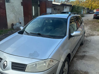 Renault Megane foto 2