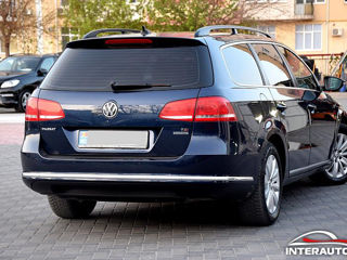 Volkswagen Passat foto 4