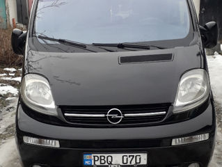 Opel Виваро