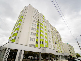 Apartament cu 2 camere, 76 m², Poșta Veche, Chișinău foto 1