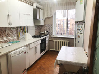 Apartament cu 2 camere, 76 m², Ciocana, Chișinău foto 6