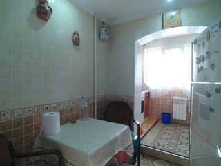 Apartament cu 3 camere, 70 m², Buiucani, Chișinău foto 10