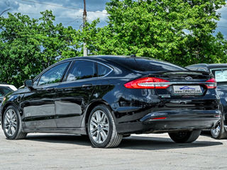 Ford Fusion фото 2