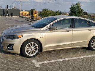 Ford Fusion foto 5