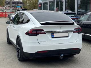 Tesla Model X foto 3