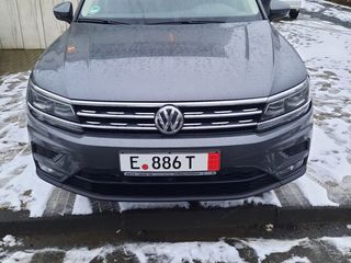 Volkswagen Tiguan foto 2