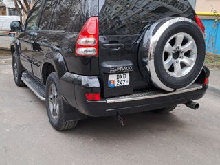 Toyota Land Cruiser Prado foto 2