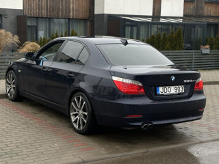 BMW 5 Series foto 5