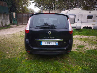 Renault Grand Scenic foto 3