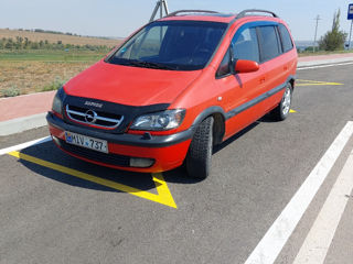 Opel Zafira foto 4