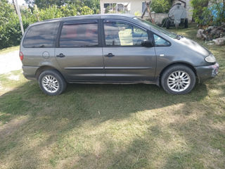 Ford Galaxy foto 6