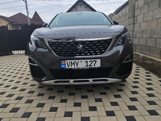 Peugeot 5008 foto 1